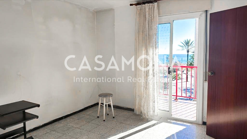 (SOLD) Beachfront 3 Bedroom Apartment with an Elevator and a Terrace