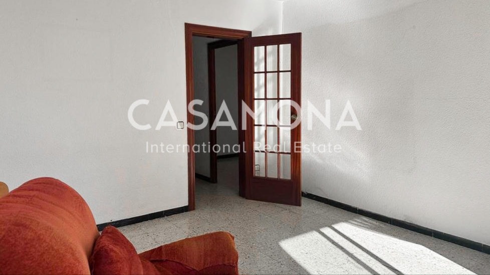 (SOLD) Beachfront 3 Bedroom Apartment with an Elevator and a Terrace