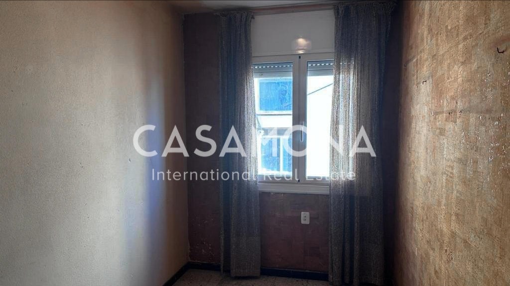 (SOLD) Beachfront 3 Bedroom Apartment with an Elevator and a Terrace