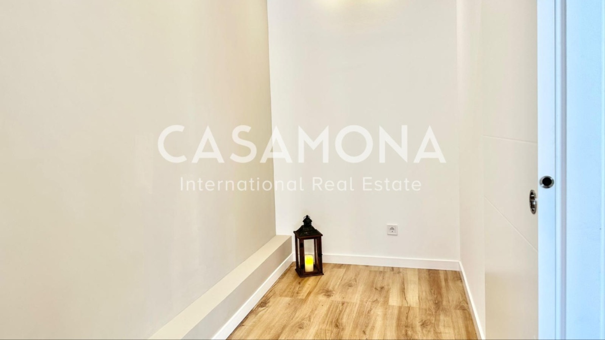 (Venut) Apartament elegant amb una àmplia terrassa situat a prop de la Sagrada Família