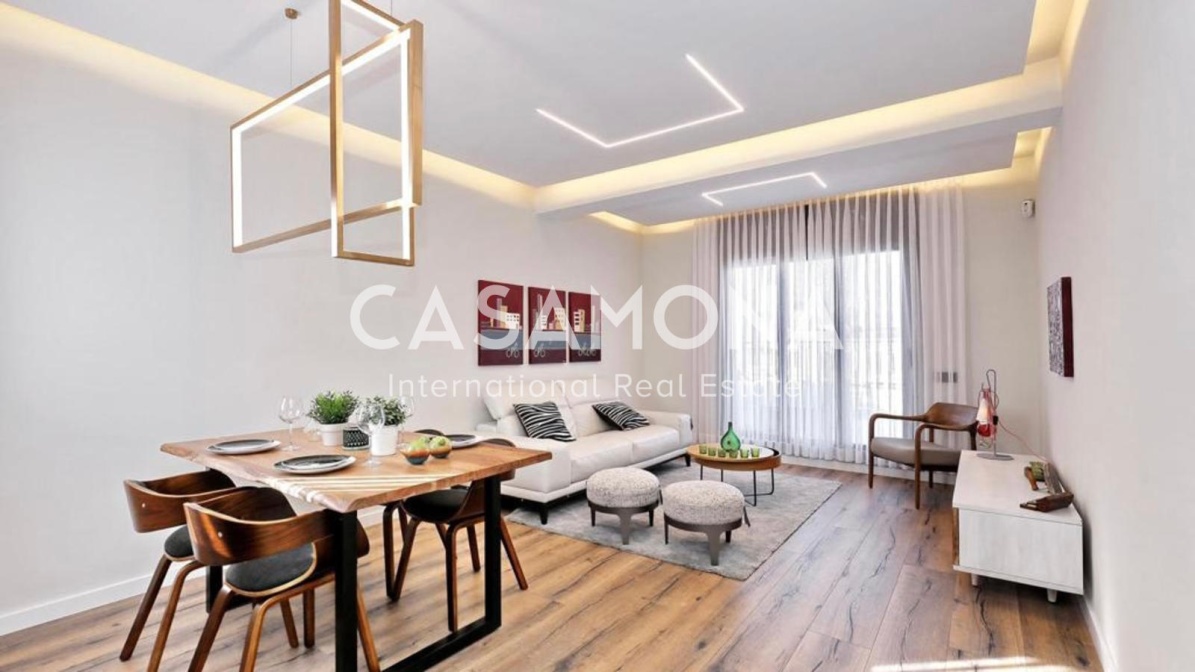 Elegant Penthouse with a Private Terrace Showcasing Scenic Views Elegant Penthouse with a Private Terrace Showcasing Scenic Views