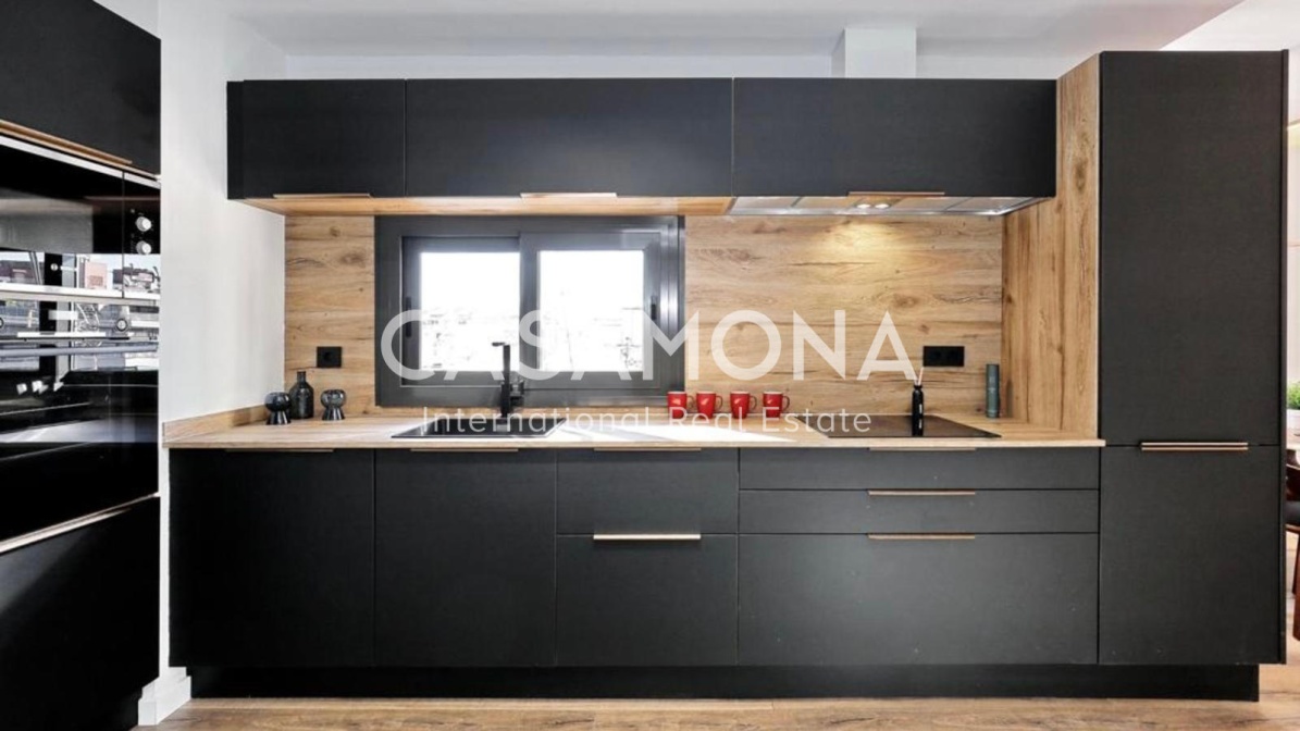 Elegantes Penthouse mit privater Terrasse mit malerischem Blick Elegantes Penthouse mit privater Terrasse mit malerischem Blick
