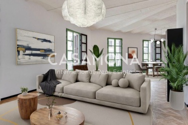 Perfectly Located 3 Bedroom Apartment with an Elevator In Eixample Esquerra Perfectly Located 3 Bedroom Apartment with an Elevator In Eixample Esquerra