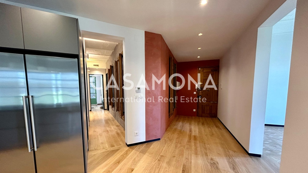 Apartament de tres dormitoris ben situat amb vistes impressionants