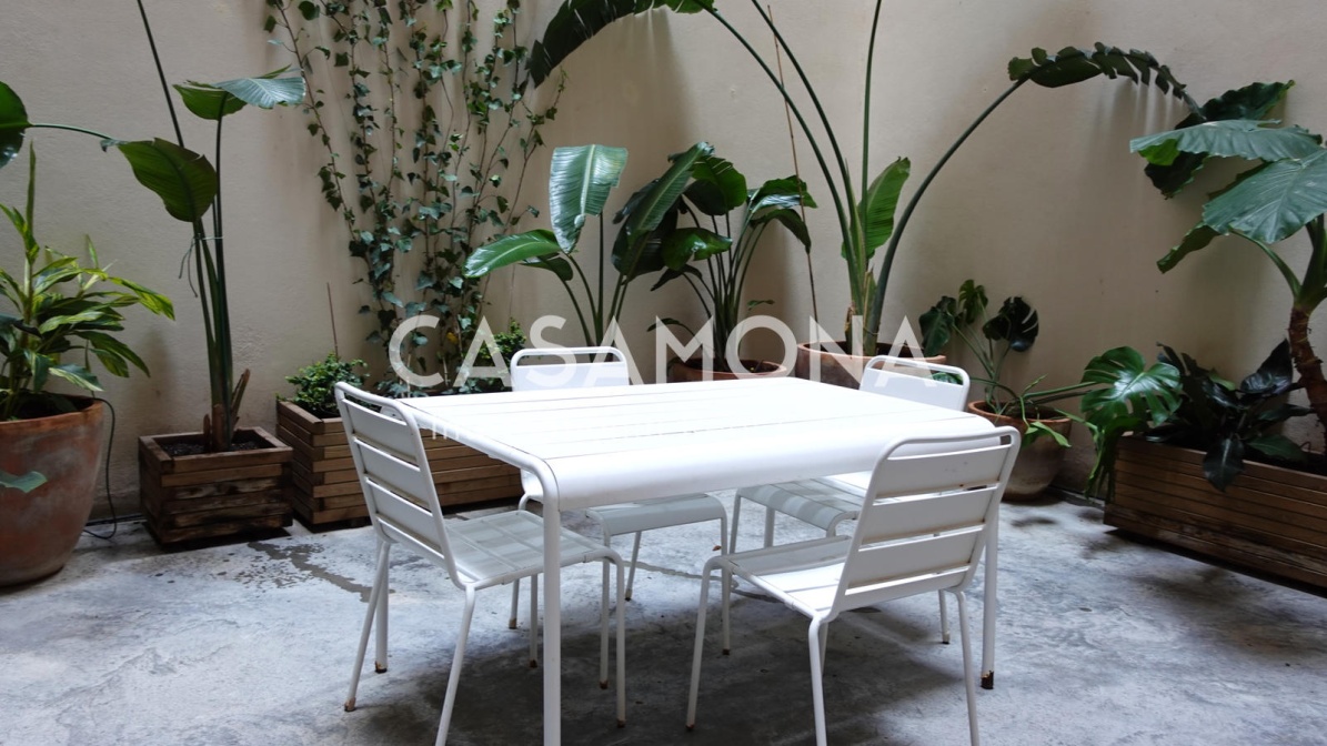 (SOLD) Beautiful Loft-style Studio with Spacious Patio