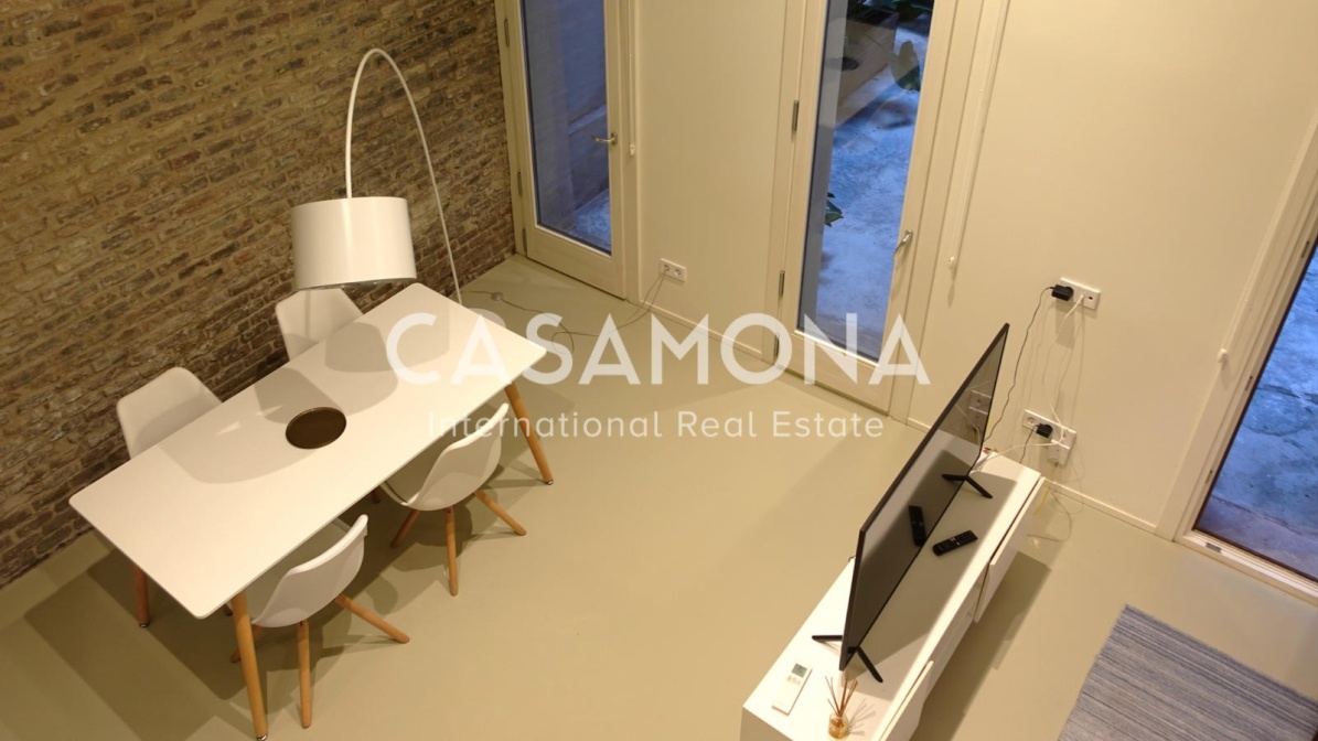 (VENUT) Bonic estudi estil loft amb ampli pati (VENUT) Bonic estudi estil loft amb ampli pati