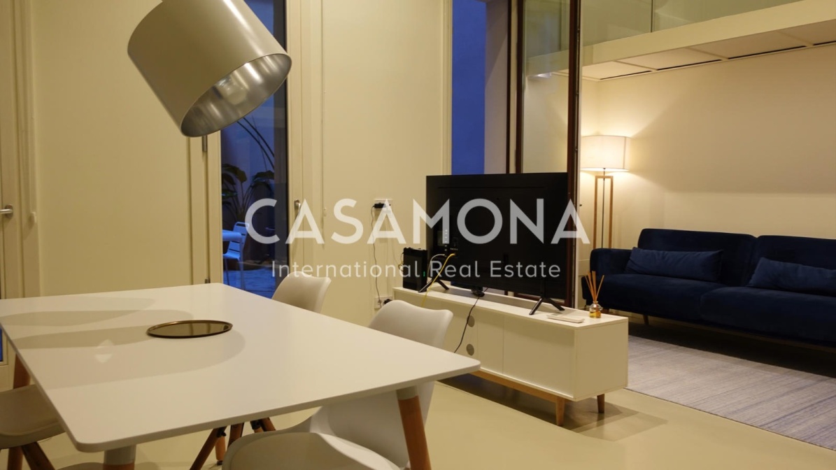 (SOLD) Beautiful Loft-style Studio with Spacious Patio