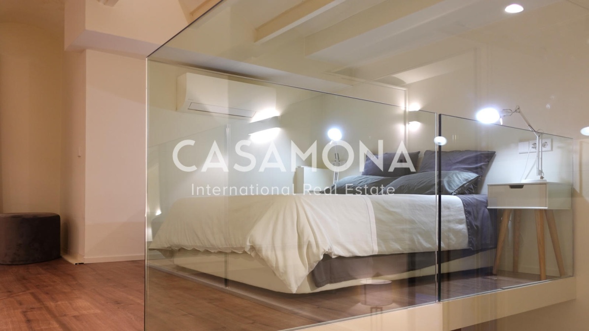 (SOLD) Beautiful Loft-style Studio with Spacious Patio