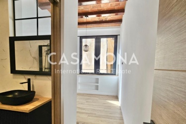 (VENDU) Appartement récemment rénové de 2 chambres et 2 salles de bains avec ascenseur et balcon à Sant Antoni