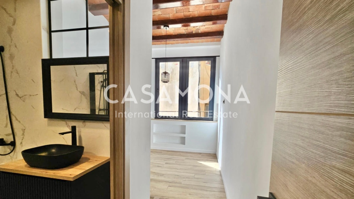 (VENUT) Apartament de 2 dormitoris i 2 banys recentment reformat amb ascensor i balcó a Sant Antoni (VENUT) Apartament de 2 dormitoris i 2 banys recentment reformat amb ascensor i balcó a Sant Antoni