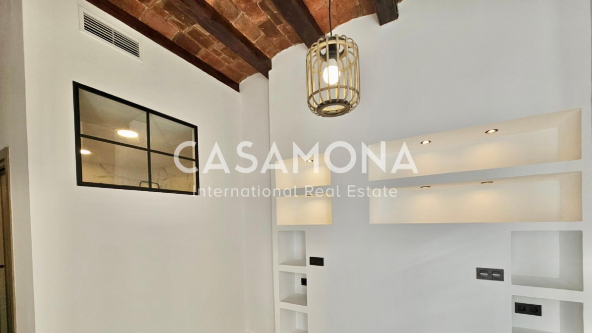 (VERKAUFT) Neu renoviertes Apartment mit 2 Schlafzimmern und 2 Bädern, Aufzug und Balkon in Sant Antoni