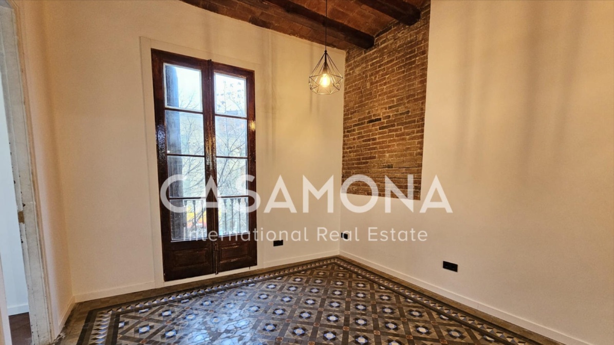 (VENUT) Apartament de 2 dormitoris i 2 banys recentment reformat amb ascensor i balcó a Sant Antoni (VENUT) Apartament de 2 dormitoris i 2 banys recentment reformat amb ascensor i balcó a Sant Antoni