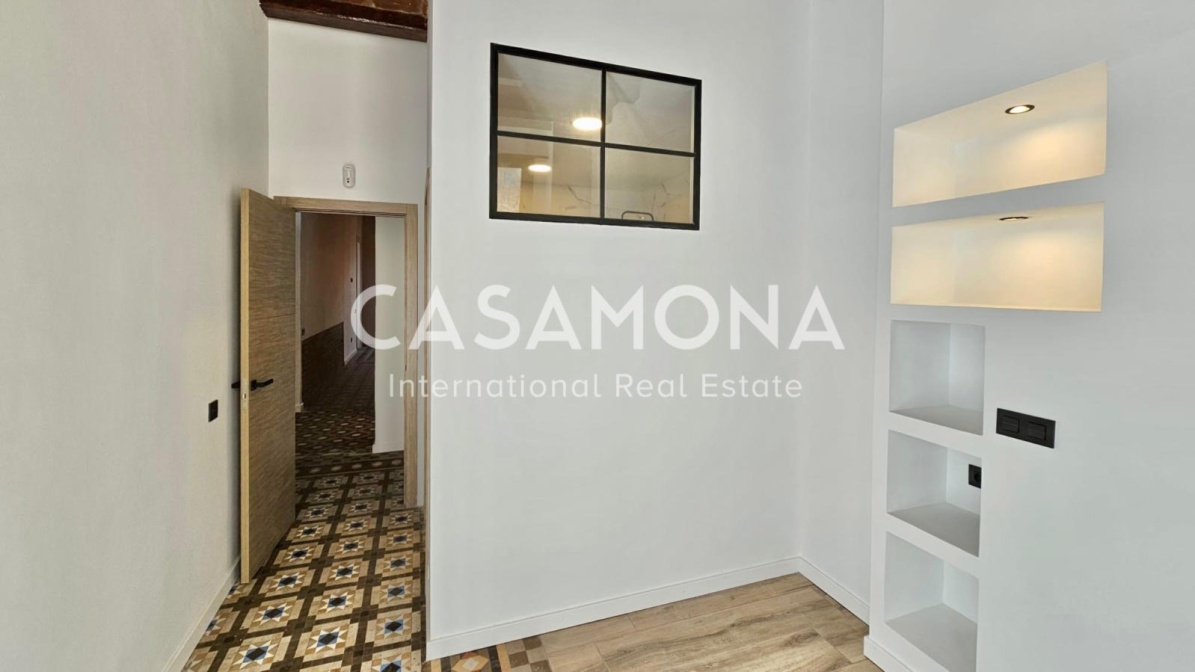(VENUT) Apartament de 2 dormitoris i 2 banys recentment reformat amb ascensor i balcó a Sant Antoni (VENUT) Apartament de 2 dormitoris i 2 banys recentment reformat amb ascensor i balcó a Sant Antoni