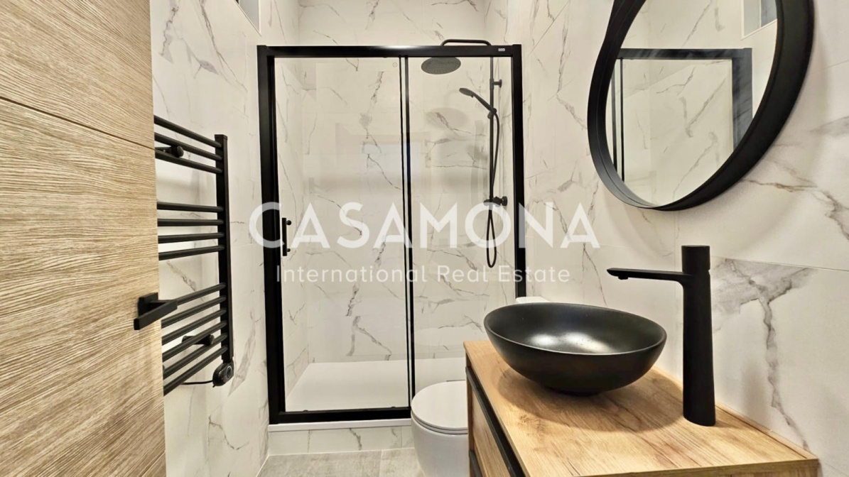 (VENUT) Apartament de 2 dormitoris i 2 banys recentment reformat amb ascensor i balcó a Sant Antoni (VENUT) Apartament de 2 dormitoris i 2 banys recentment reformat amb ascensor i balcó a Sant Antoni