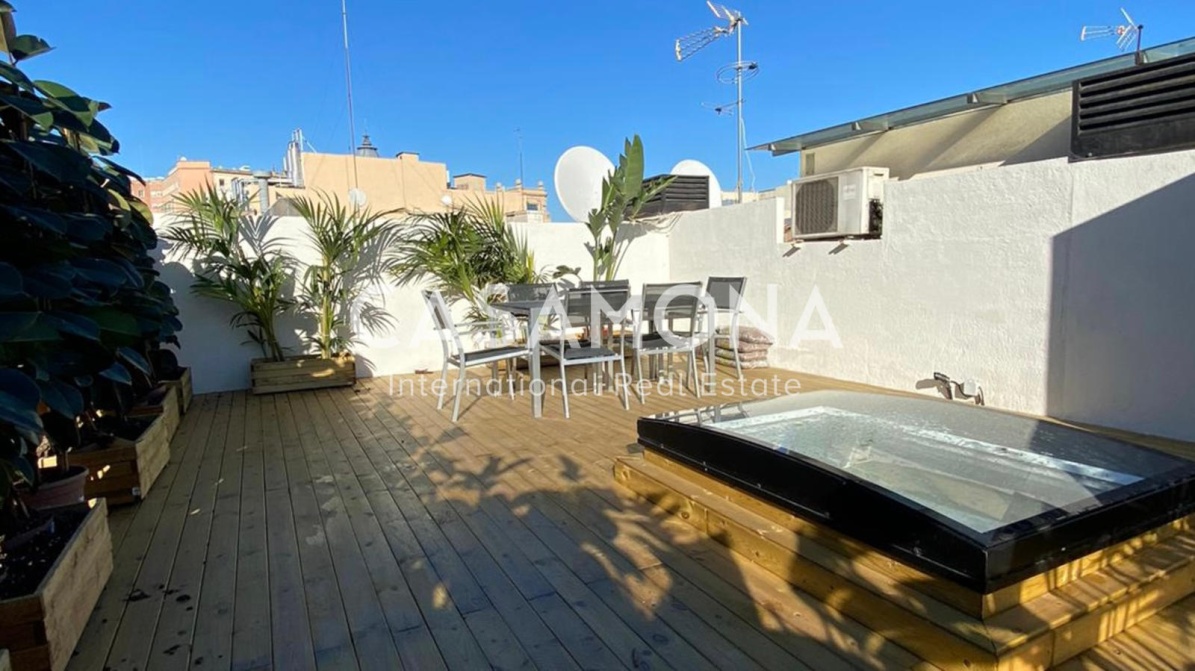 (VENUT) Modern apartament amb terrassa privada al centre històric de Barcelona (VENUT) Modern apartament amb terrassa privada al centre històric de Barcelona