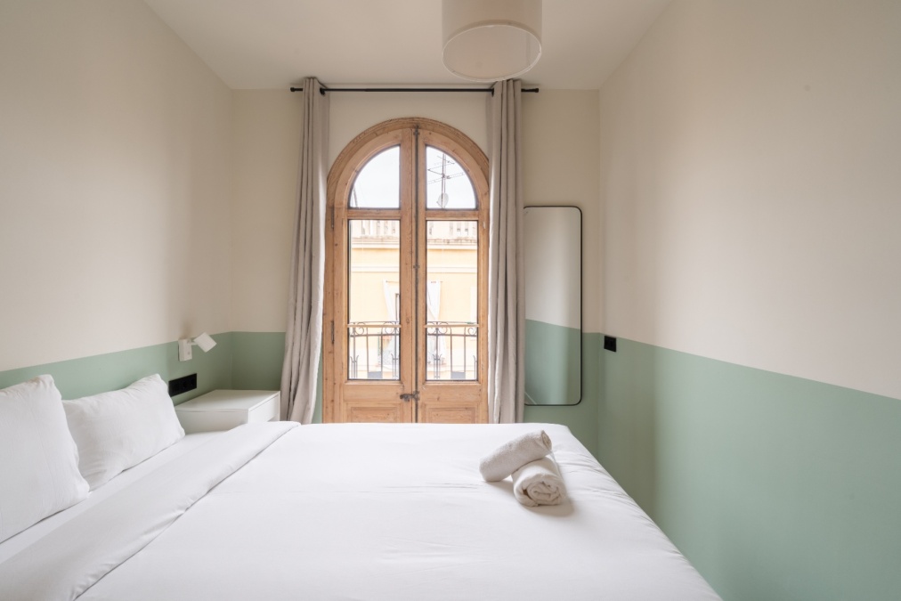 Apartamento de 2 dormitorios dobles con características catalanas en Poble Sec Apartamento de 2 dormitorios dobles con características catalanas en Poble Sec
