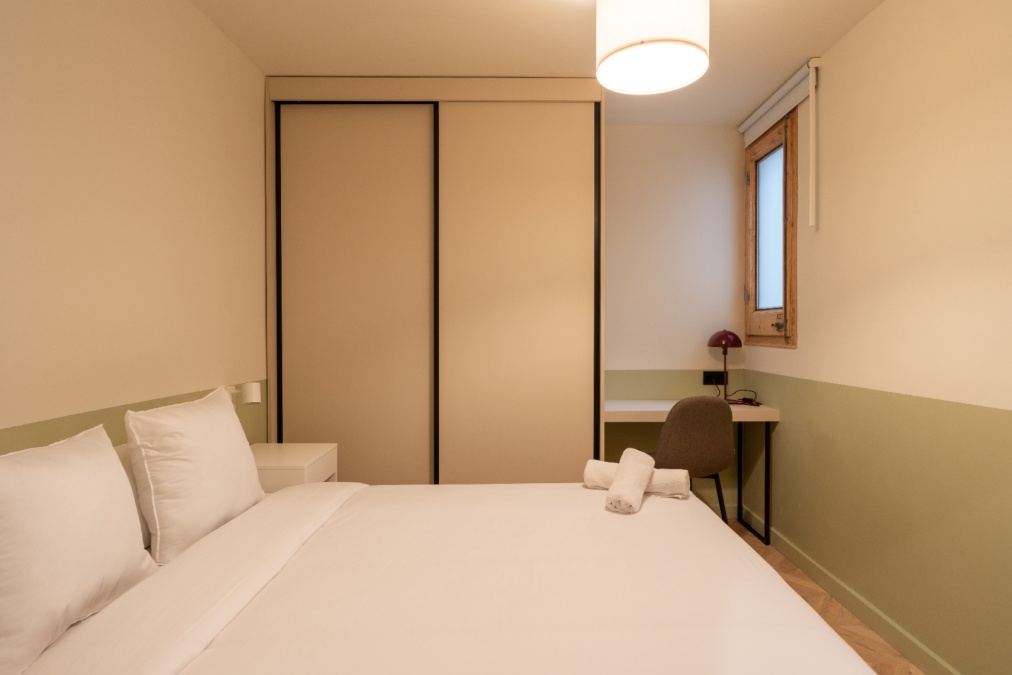 Apartamento de 2 dormitorios dobles con características catalanas en Poble Sec Apartamento de 2 dormitorios dobles con características catalanas en Poble Sec