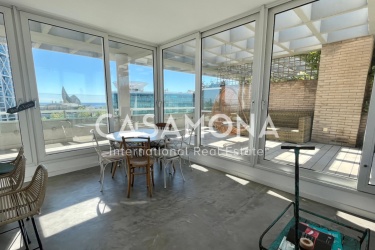Unieke duplex penthouse met groot privéterras en 360 graden uitzicht in Villa Olímpica