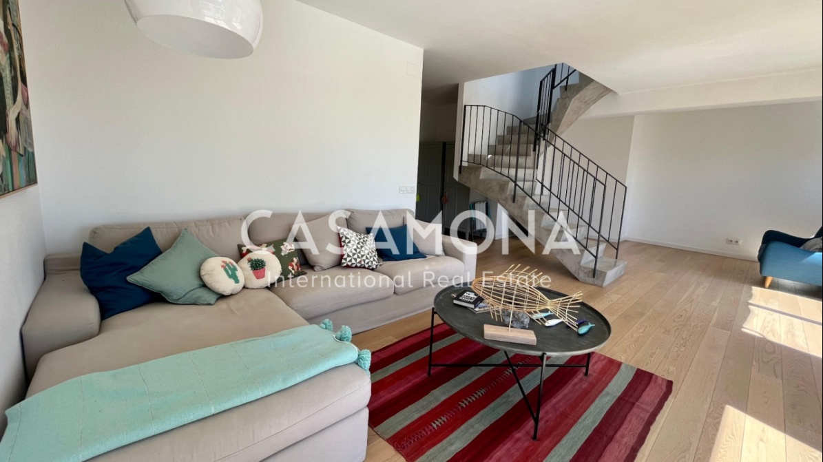 Duplex-Penthouse mit 70 m² Privater Dachterrasse und 360°-Blick auf Meer und Stadt in Vila Olímpica Duplex-Penthouse mit 70 m² Privater Dachterrasse und 360°-Blick auf Meer und Stadt in Vila Olímpica