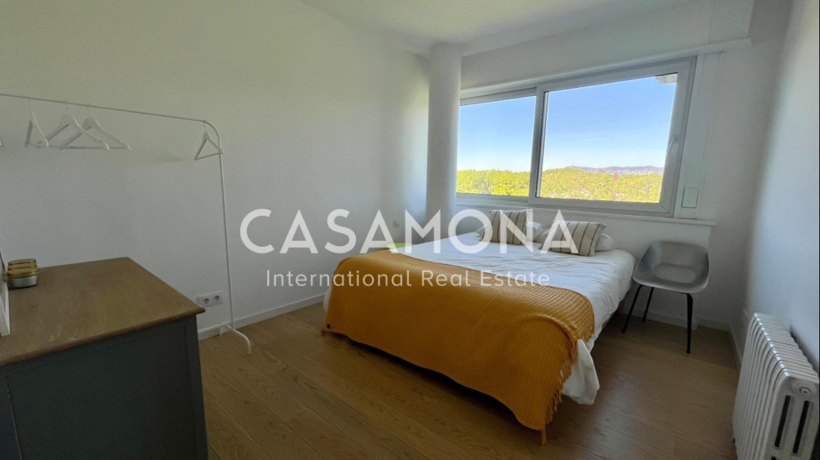 Ático Dúplex con Terraza Privada de 70 m² y Vistas Panorámicas de 360° al Mar y la Ciudad en Vila Olímpica Ático Dúplex con Terraza Privada de 70 m² y Vistas Panorámicas de 360° al Mar y la Ciudad en Vila Olímpica