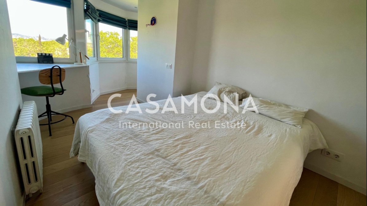 Duplex-Penthouse mit 70 m² Privater Dachterrasse und 360°-Blick auf Meer und Stadt in Vila Olímpica Duplex-Penthouse mit 70 m² Privater Dachterrasse und 360°-Blick auf Meer und Stadt in Vila Olímpica