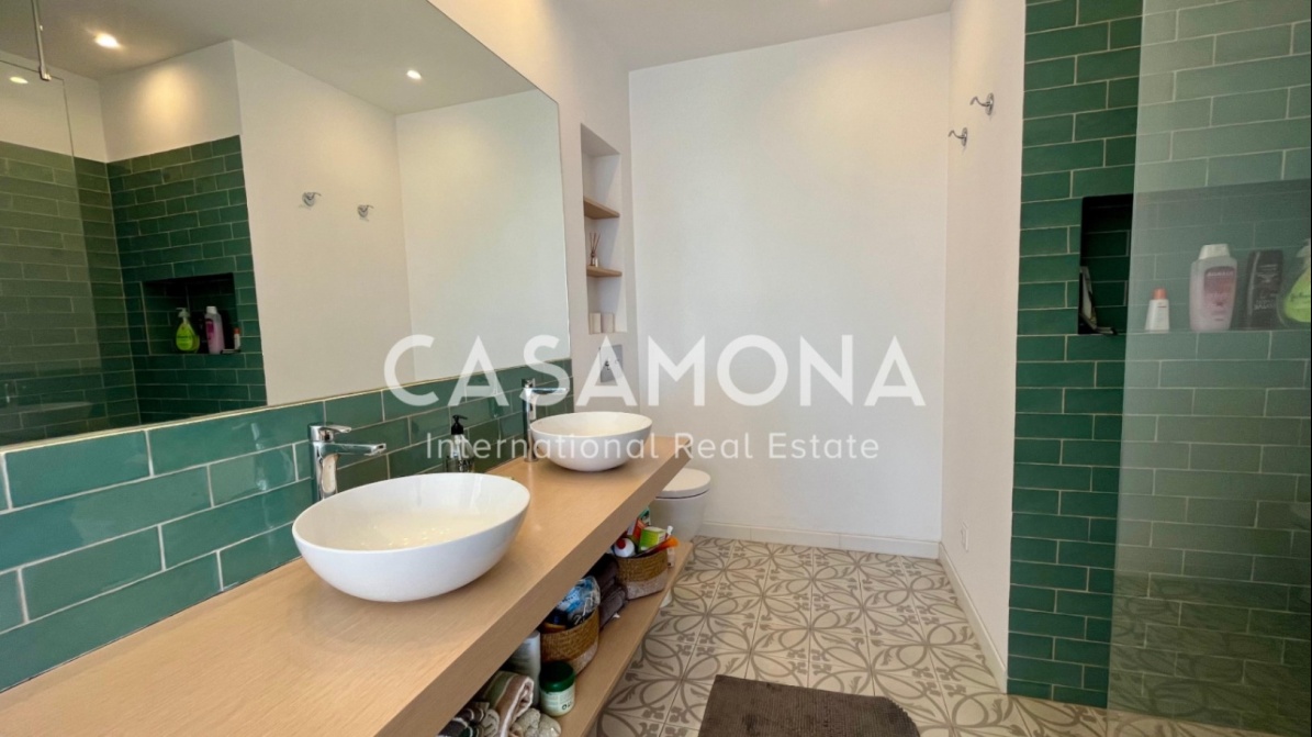 Àtic Dúplex amb Terrassa Privada de 70 m² i Vistes Panoràmiques de 360° al Mar i la Ciutat a Vila Olímpica Àtic Dúplex amb Terrassa Privada de 70 m² i Vistes Panoràmiques de 360° al Mar i la Ciutat a Vila Olímpica