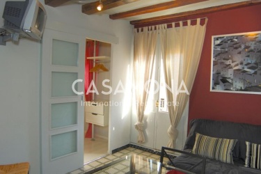 Opportunity for Investors - 3 Bedroom Flat in Prime Location