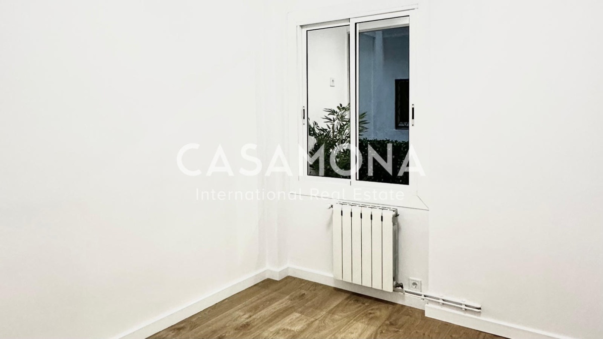 (SOLD) Luminous 3 Bedroom Apartment With A Cozy Terrace (SOLD) Luminous 3 Bedroom Apartment With A Cozy Terrace