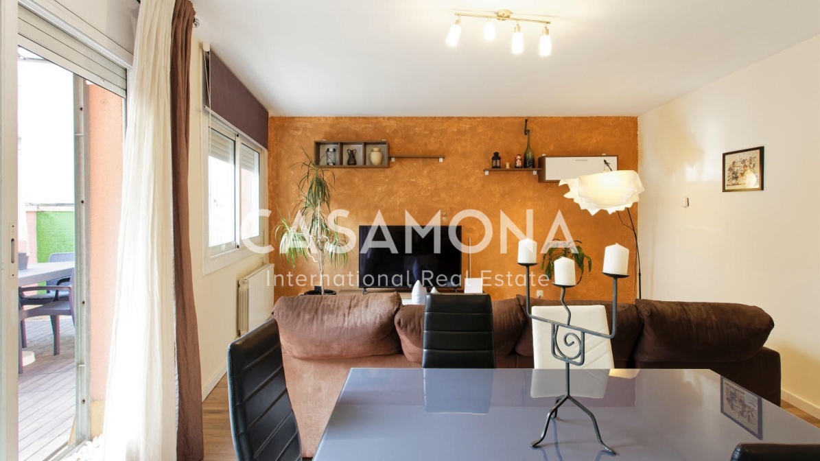 Preciós Àtic de 4 Habitacions a Horta-Guinardó amb Terrassa Privada Preciós Àtic de 4 Habitacions a Horta-Guinardó amb Terrassa Privada