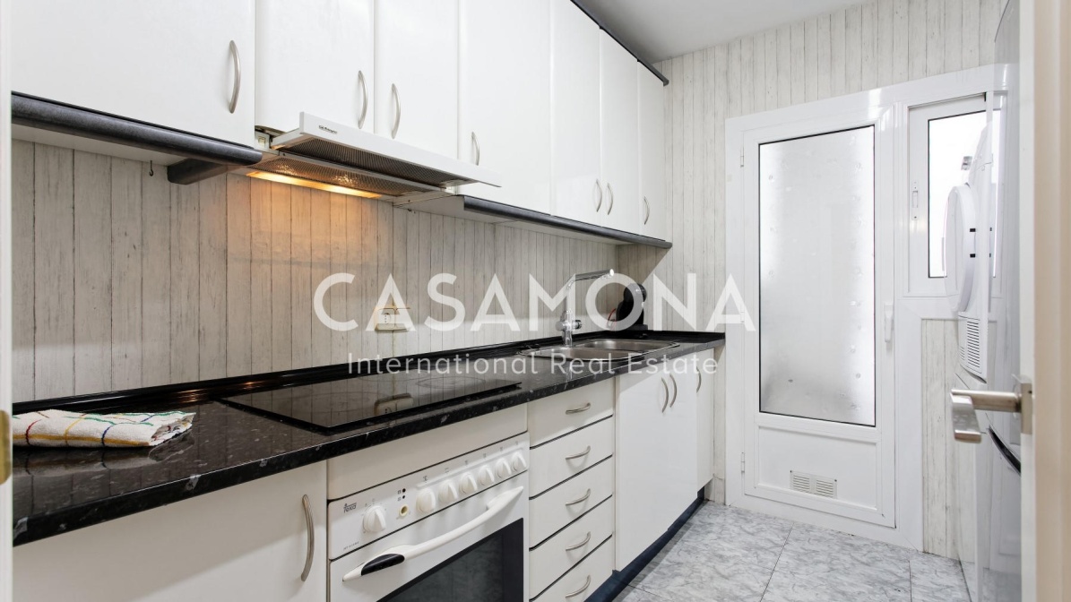 Preciós Àtic de 4 Habitacions a Horta-Guinardó amb Terrassa Privada Preciós Àtic de 4 Habitacions a Horta-Guinardó amb Terrassa Privada