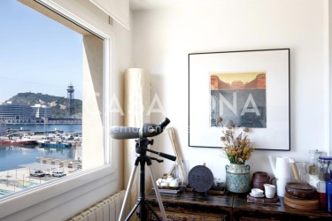 Stunning 2 Bedroom Apartment with Amazing Harbour Views