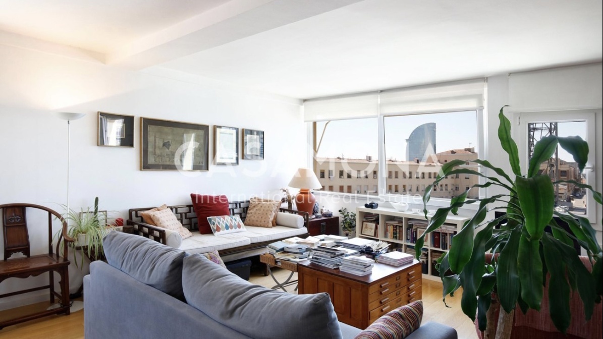 Stunning 2 Bedroom Apartment with Amazing Harbour Views