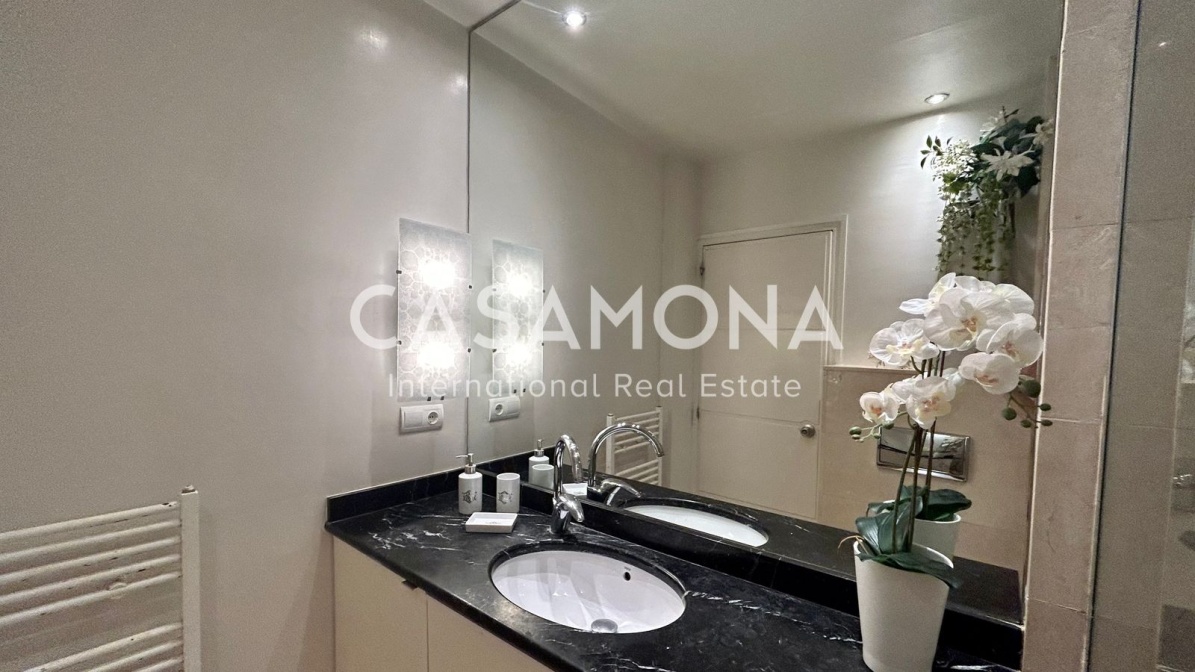 Apartament Modern d’1 Dormitori amb Vistes al Mar a Port Vell Apartament Modern d’1 Dormitori amb Vistes al Mar a Port Vell