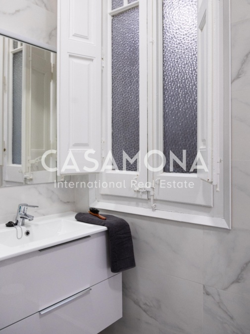 Modern 2 Bedroom Apartment Situated on a Pedestrian Street in Gracia Modern 2 Bedroom Apartment Situated on a Pedestrian Street in Gracia