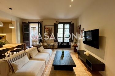 Amplio y moderno apartamento de 2 dormitorios en Gótico