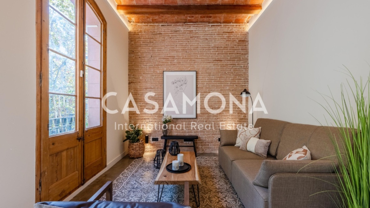 (SOLD) Freshly Renovated 3-Bedroom Apartment with 3 Balconies in Passeig de Gracia