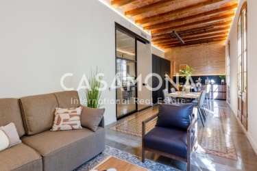 (SOLD) Freshly Renovated 3-Bedroom Apartment with 3 Balconies in Passeig de Gracia (SOLD) Freshly Renovated 3-Bedroom Apartment with 3 Balconies in Passeig de Gracia