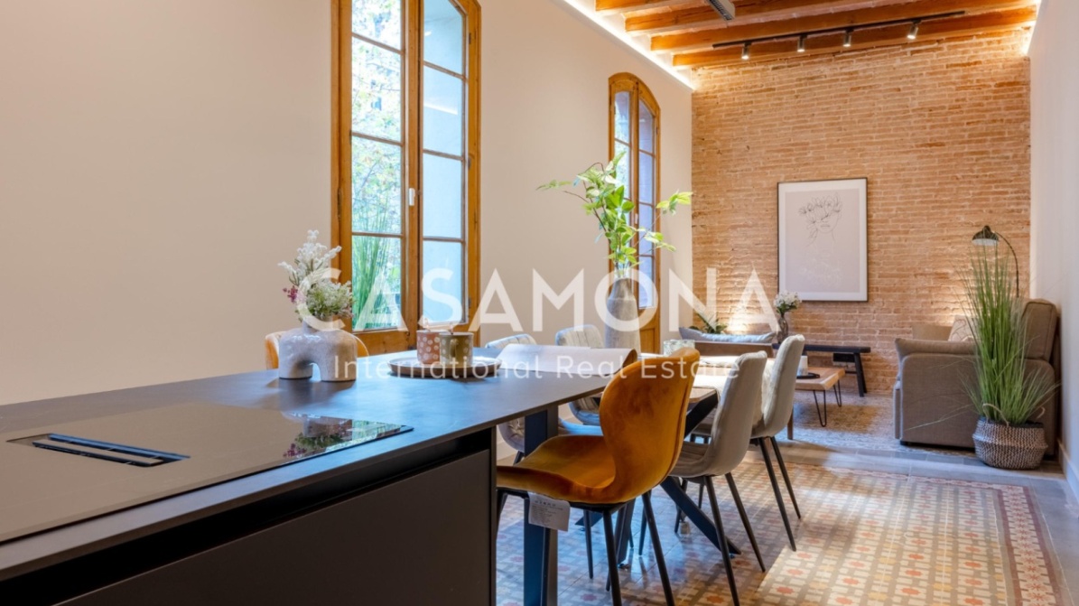 (SOLD) Freshly Renovated 3-Bedroom Apartment with 3 Balconies in Passeig de Gracia