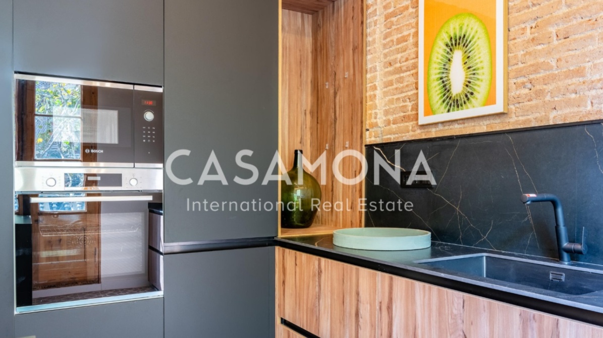 (SOLD) Freshly Renovated 3-Bedroom Apartment with 3 Balconies in Passeig de Gracia