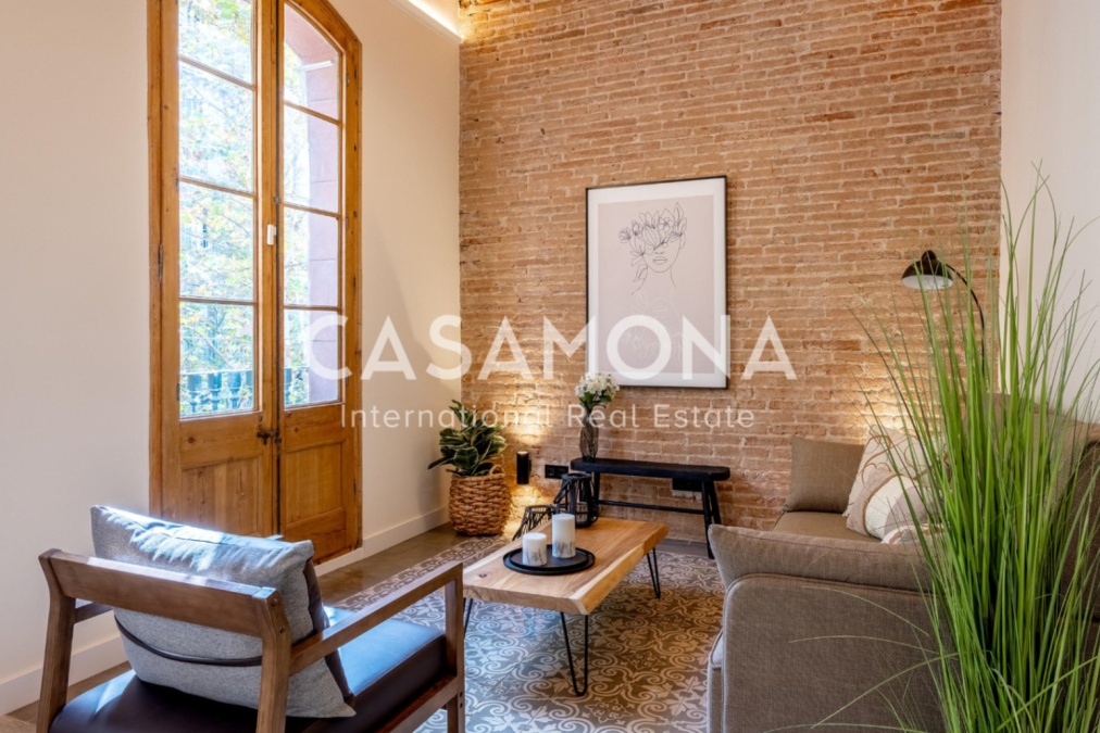 Appartement de 3 chambres fraîchement rénové avec 3 balcons à Passeig de Gracia