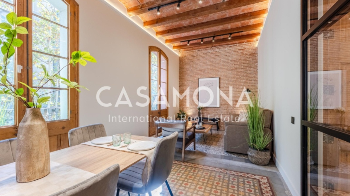 (SOLD) Freshly Renovated 3-Bedroom Apartment with 3 Balconies in Passeig de Gracia