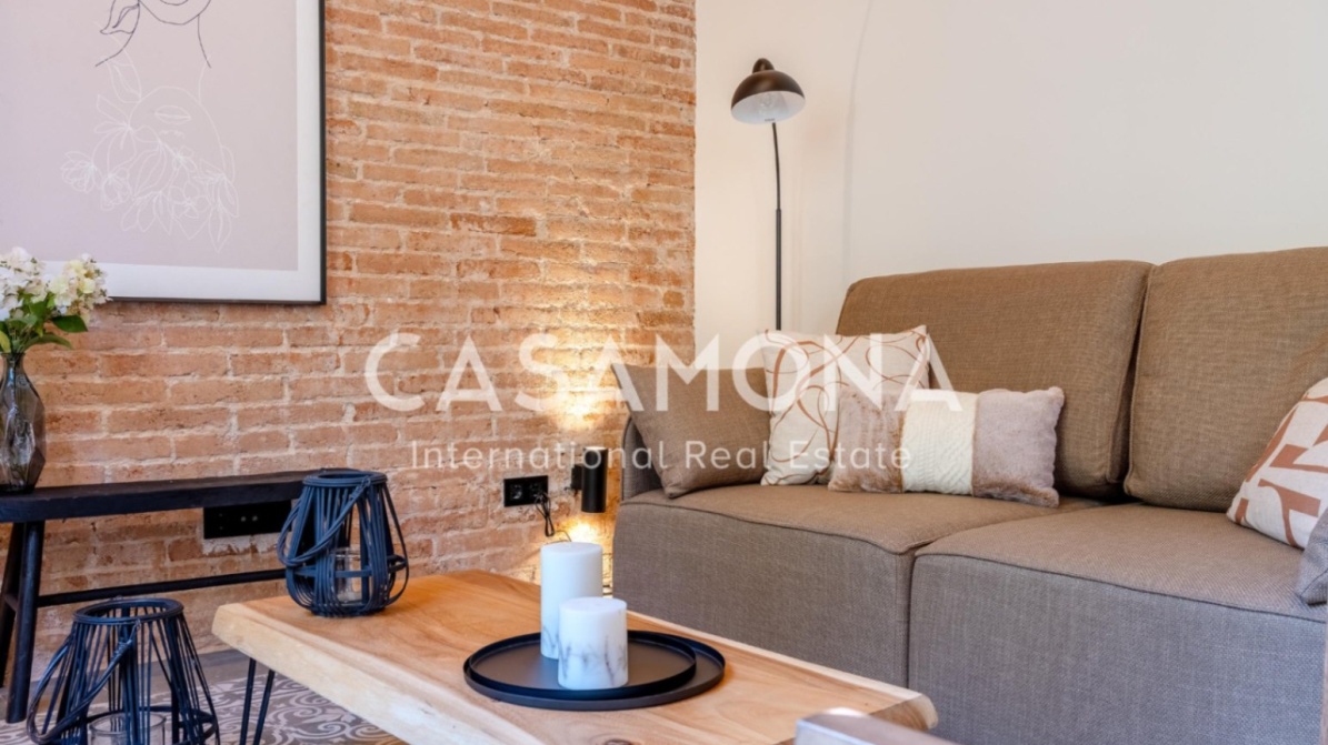 Appartement de 3 chambres fraîchement rénové avec 3 balcons à Passeig de Gracia