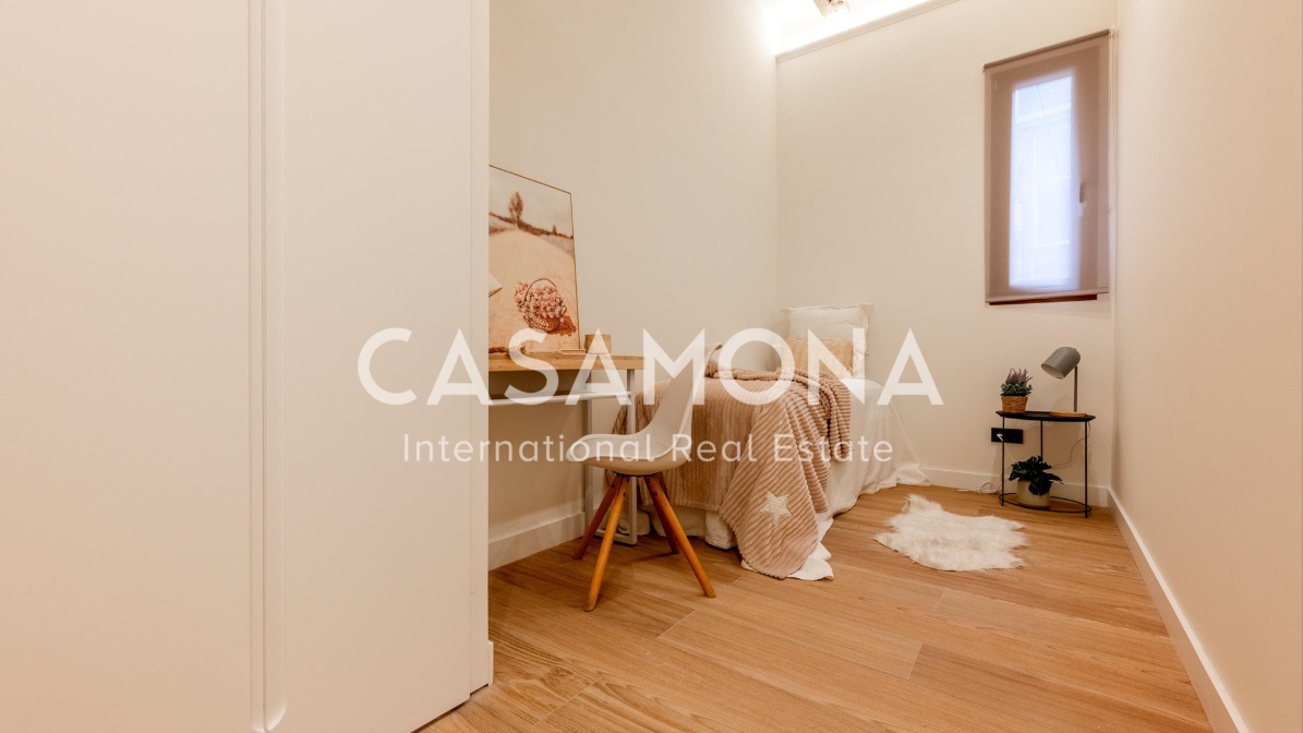 (SOLD) Freshly Renovated 3-Bedroom Apartment with 3 Balconies in Passeig de Gracia