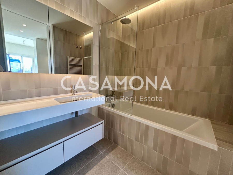 Luxury Penthouse with Multiple Terraces on Rambla Cataluña Luxury Penthouse with Multiple Terraces on Rambla Cataluña