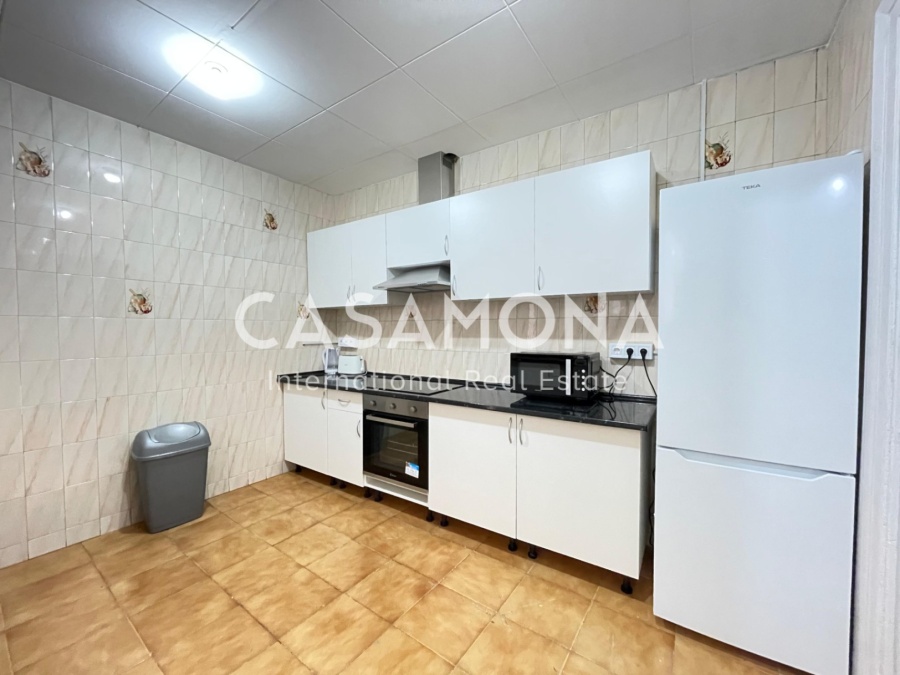 Apartament de 6 dormitoris amb balcons al Barri Gòtic, ideal per a inversió en convivència Apartament de 6 dormitoris amb balcons al Barri Gòtic, ideal per a inversió en convivència