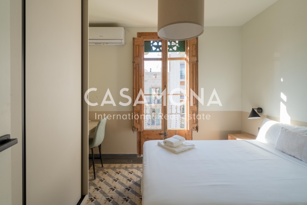 AMPLI APARTAMENT DE 3 HABITACIONS A L’EIXAMPLE AMB ELEMENTS CATALANS