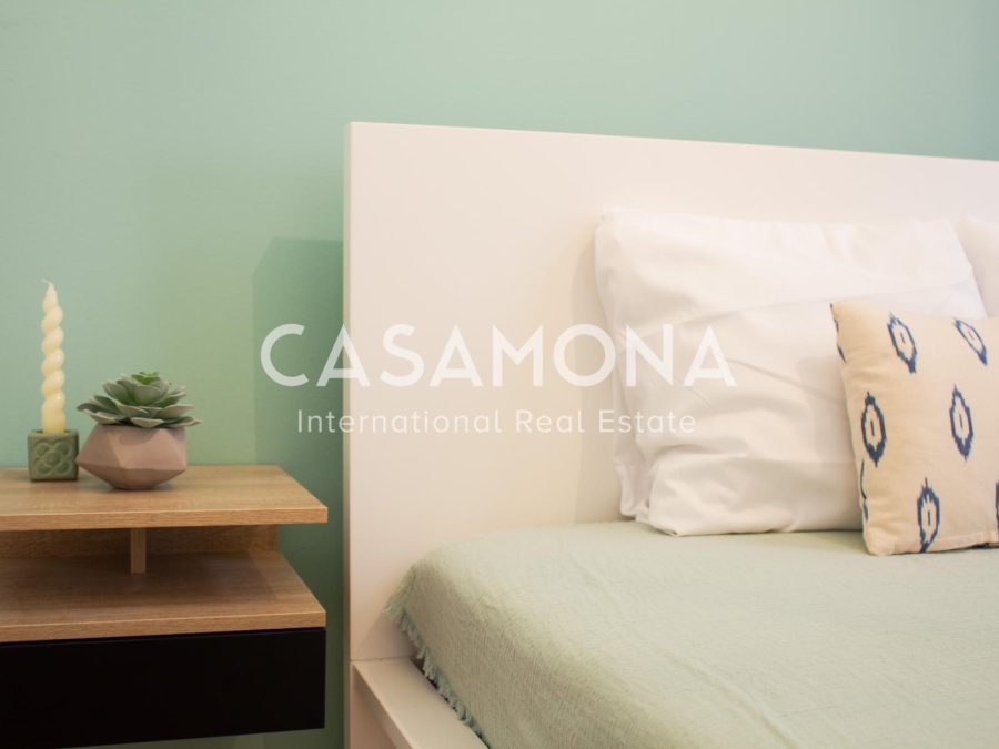 Bright and Modern 2-Bedroom Apartment with a Private Terrace in the Heart of the Gothic Quarter