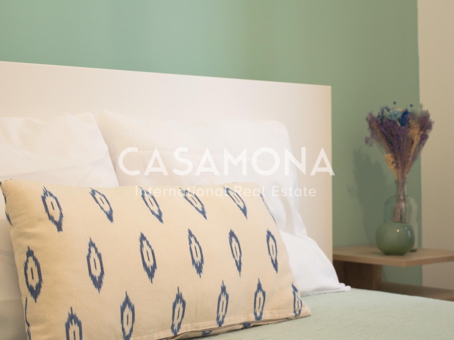 Bright and Modern 2-Bedroom Apartment with a Private Terrace in the Heart of the Gothic Quarter