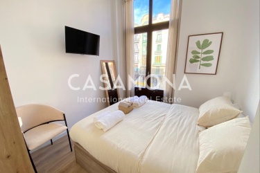 Co-Living Room med eget badev�relse og balkon perfekt beliggende p� La Rambla