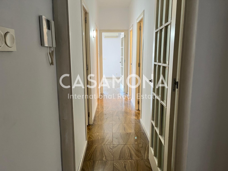 2 Bedroom Apartment with Spacious Private Terrace for Renovation in Eixample Esquerra 2 Bedroom Apartment with Spacious Private Terrace for Renovation in Eixample Esquerra